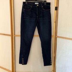Cute Loft jeans size 30/10 … never worn!